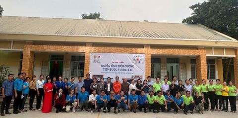 NGHĨA TÌNH BIÊN CƯƠNG - TIẾP BƯỚC TƯƠNG LAI “Không Để Học Sinh Nào Phải Bỏ Học Vì Khó Khăn”