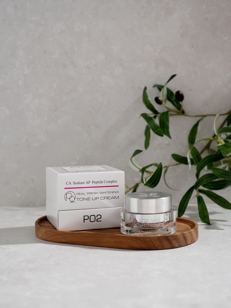 PO2 TONE UP CREAM - Chăm sóc làn da căng bóng