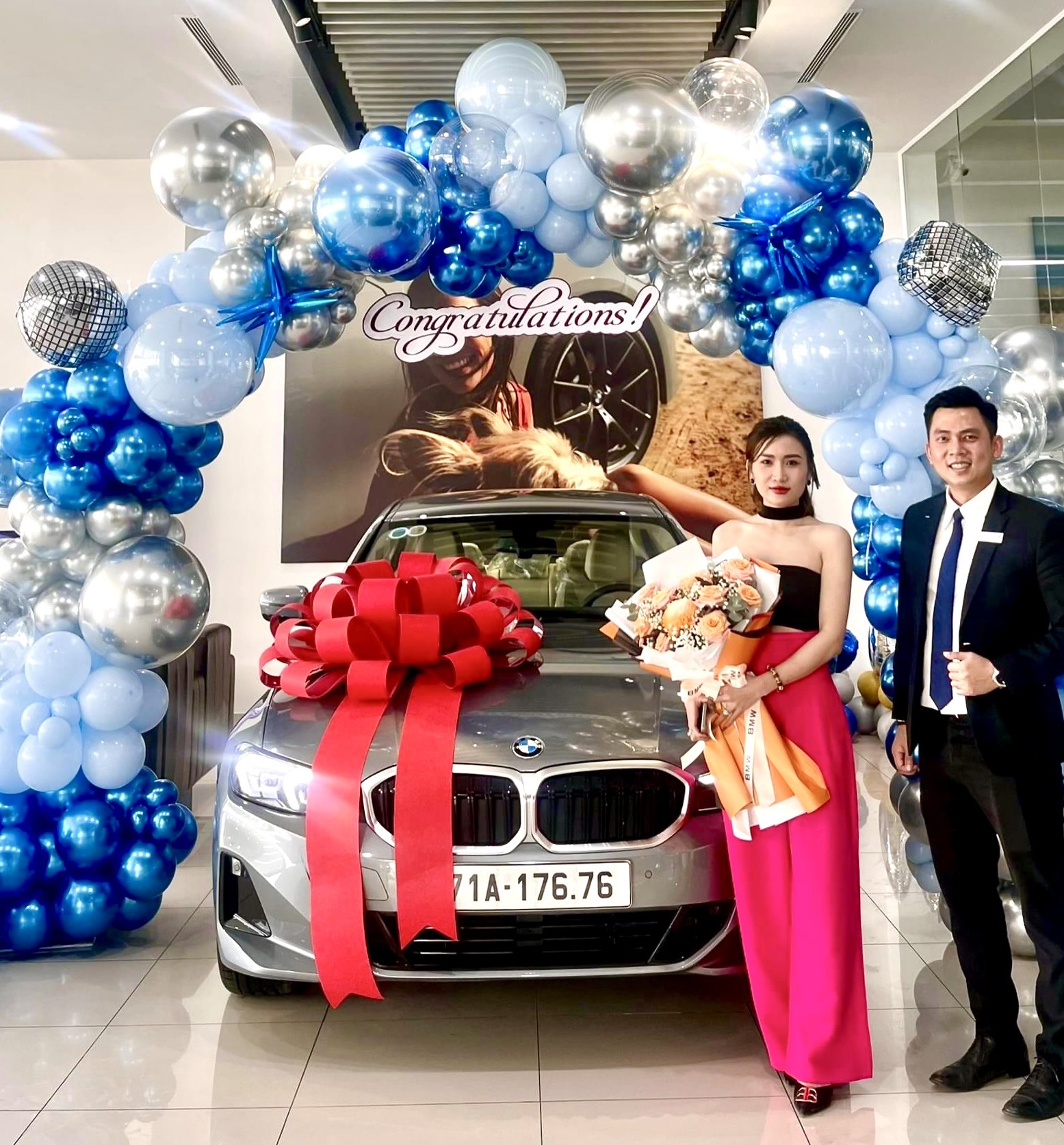 Nơ Xe BMW - Nơ Trang Trí Xe BMW - Hoa Xe BMW