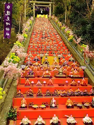 BỘ BÚP BÊ HINA MATSURI  – VẺ ĐẸP TINH TẾ TRÊN  TỪNG CHI TIẾT VÀ BIỂU TƯỢNG XÃ HỘI NHẬT BẢN