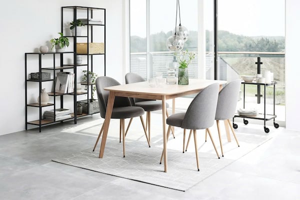 Top 10 cách trang trí giá sách ấn tượng, đẹp, độc đáo năm 2025