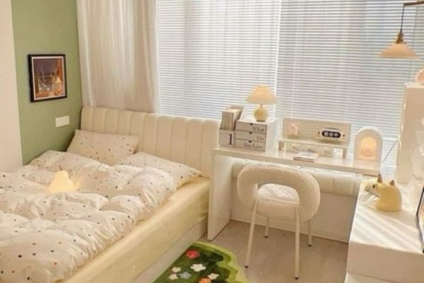 Tuy giường ngủ 1m2 có kích thước nhỏ gọn và tiết kiệm không gian, nhưng khi bố trí phòng ngủ, bạn vẫn cần lưu ý đến các lối đi để đảm bảo sự thoải mái và thuận tiện khi di chuyển