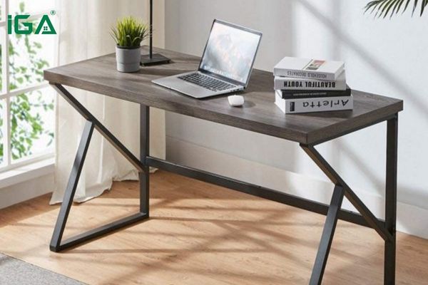 Bàn chân sắt chữ K vừa vững chãi, vừa đẹp mắt