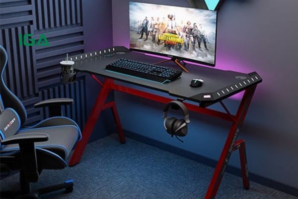 Bàn gaming chữ K GM70 tạo vẻ cá tính và chuyên nghiệp