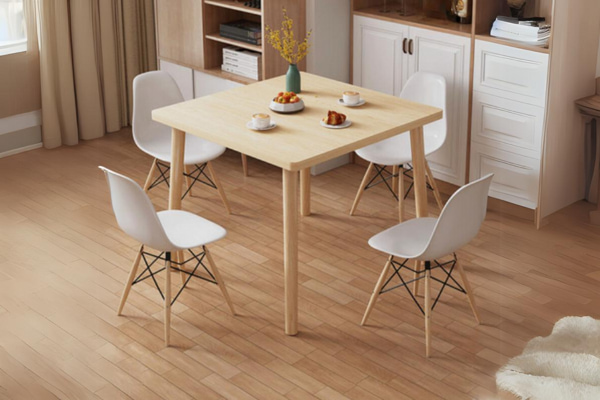 bàn trà vuông cân đối, đẹp mắt