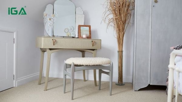 Ghế đôn nên hài hòa với phong cách tổng thể của phòng ngủ của bạn