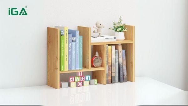 Kệ sách để bàn giúp sắp xếp gọn gàng, tiết kiệm thời gian và hỗ trợ tập trung hiệu quả