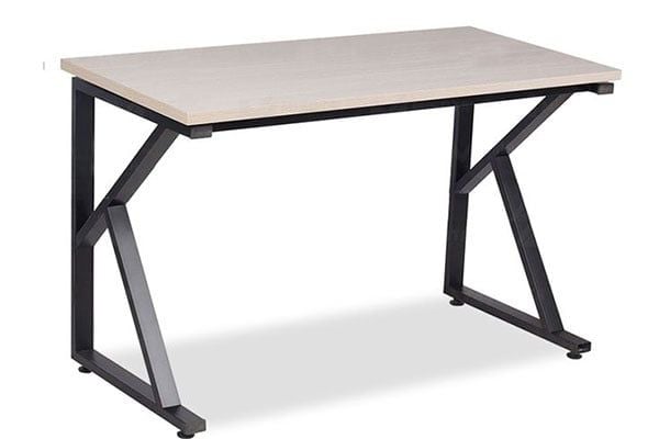 Bàn chân sắt 1m - đơn giản, bền bỉ và phù hợp với không gian làm việc hiện đại