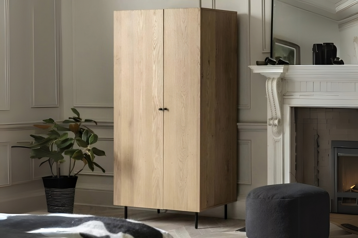 Mẫu tủ quần áo 2 cánh gỗ tự nhiên hiện đại
