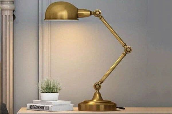 Chọn đèn có ánh sáng tốt, có khả năng bảo vệ mắt của bạn