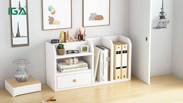 Chọn kệ sách để bàn cần xác định kích thước và kiểu dáng phù hợp và không chiếm quá nhiều không gian