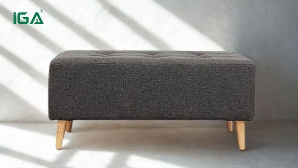 Ghế đôn dài bọc nệm êm ái, tạo cảm giác thoải mái và điểm nhấn sang trọng cho phòng khách, phòng ngủ