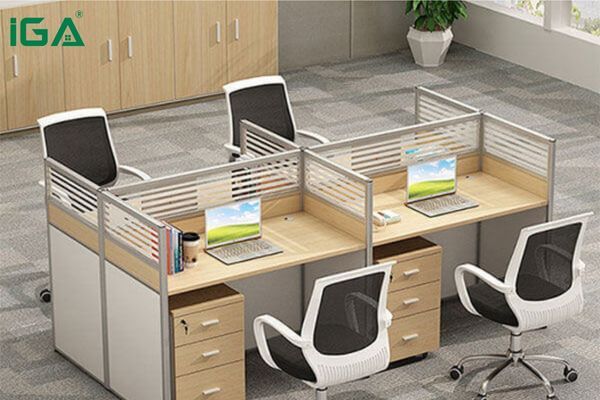 Kích thước bàn làm việc còn liên quan đến yếu tố phong thủy và hình ảnh doanh nghiệp