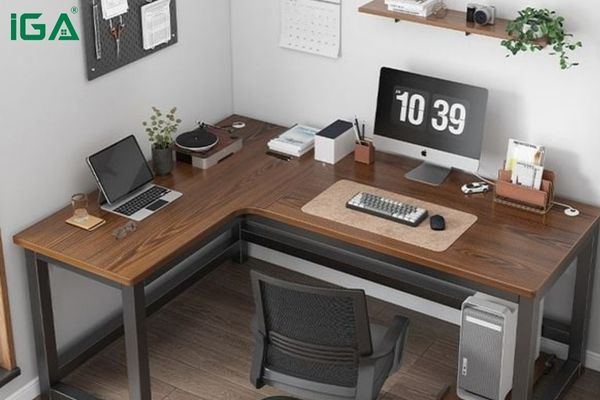 Bàn làm việc chữ L giúp khai thác diện tính một cách tối đa
