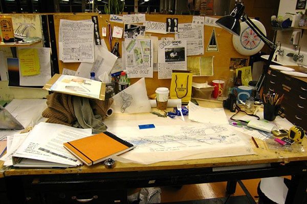 Cách trang trí phòng làm việc theo phong thủy với tiêu giá đánh giá