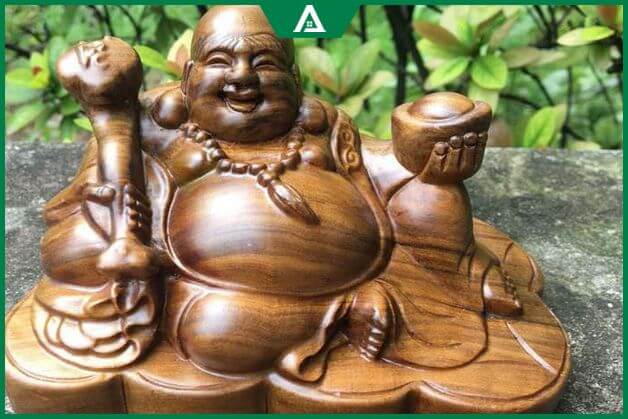 Tượng Phật ngồi cười là biểu tượng của niềm hạnh phúc