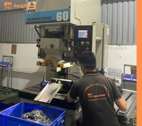 Xưởng sản xuất tay nắm số lượng lớn giá tốt