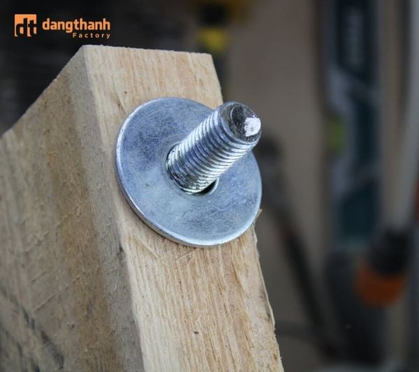 Vì sao nên sử dụng long đền