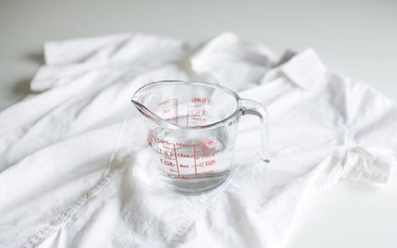 Cách tẩy thuốc nhuộm tóc trên quần áo sạch cực nhanh