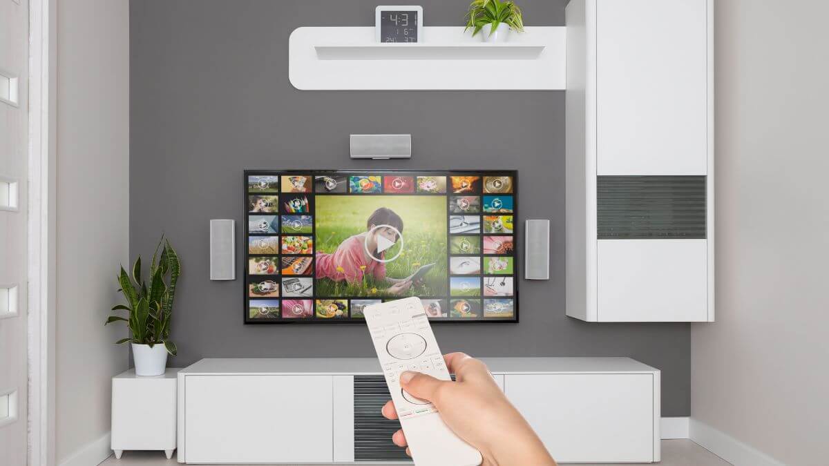Top 3 chiếc tivi 43 inch dưới 5 triệu nhưng cực chất lượng đáng sở hữu trong 2025