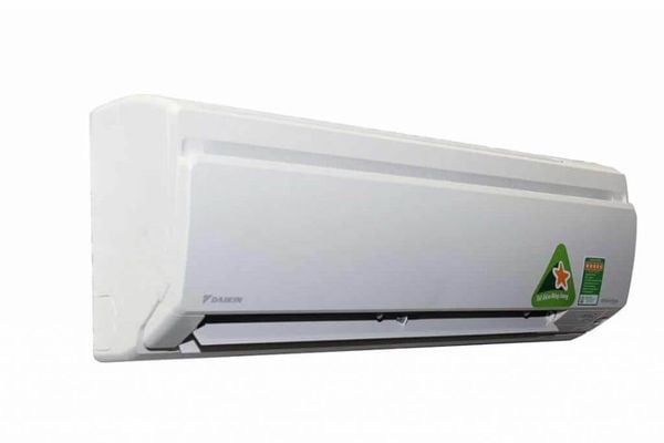 Công nghệ tiên tiến của điều hòa Daikin 9000 cho phép không gian được làm lạnh ngay lập tức, trong thời gian ngắn.