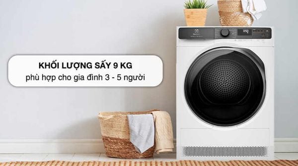 Máy sấy Electrolux EDH903R7WC UltimateCare 700 có hệ thống lọc thông minh giúp loại bỏ lông động vật và bụi bẩn bám trên quần áo