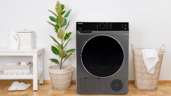 Máy sấy quần áo giải phóng sức lao động cho cả gia đình  Đơn Giản Hóa Quá Trình Chăm Sóc Quần Áo