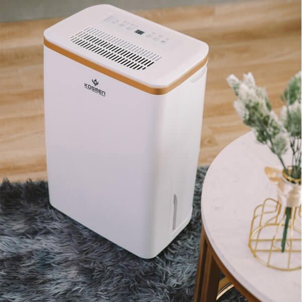 Kosmen KM - 12N sở hữu thiết kế tinh tế với kích thước nhỏ gọn, dễ dàng di chuyển và đặt ở nhiều vị trí khác nhau trong nhà mà không chiếm quá nhiều không gian