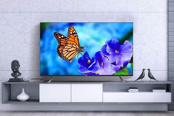 Smart Tivi Casper 32 inch 32HSG610 sở hữu thiết kế tối giản, hiện đại với viền màn hình mỏng giúp tăng diện tích hiển thị.