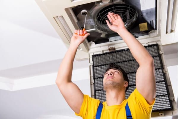 Điều hòa âm trần daikin dễ dàng vệ sinh bảo dưỡng