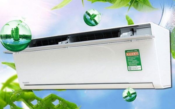 Đảm bảo rằng cửa sổ được đóng kín. Một nguyên nhân phổ biến khiến điều hòa không lạnh là không khí nóng từ bên ngoài xâm nhập vào phòng qua cửa sổ hoặc khe hở.