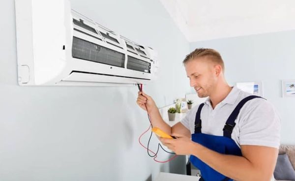 Để bắt đầu, hãy đảm bảo rằng nguồn điện cung cấp cho điều hòa ổn định