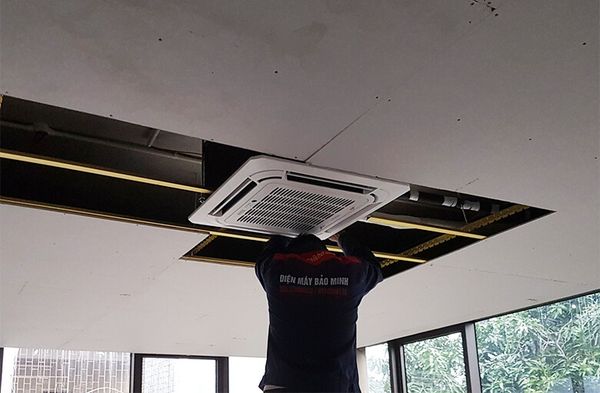 Panasonic S-36RPG có công nghệ inverter, giúp nó hoạt động tốt hơn và tiết kiệm điện hơn. Điều này làm giảm chi phí vận hành