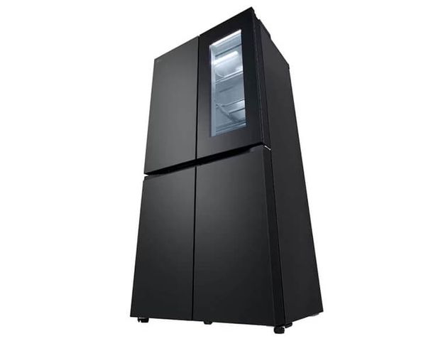 Tủ lạnh LG LFB53BLMI có hệ thống lọc không khí giúp loại bỏ mùi thực phẩm khó chịu.