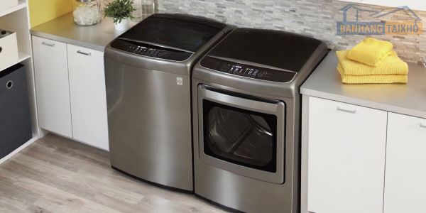 Máy giặt EWF1024P5WB có công nghệ inverter tiên tiến, vì vậy nó sử dụng ít điện năng và ít nước hơn.