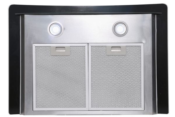 Máy hút mùi Canzy CZ 607 giữ cho không gian bếp luôn thoáng mát và dễ chịu bằng cách loại bỏ khói và mùi thức ăn nhanh chóng.