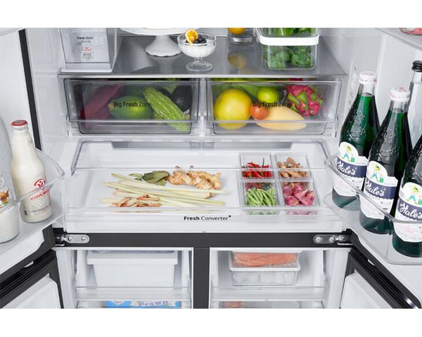 Tủ lạnh LG LFB61BLGAI có hệ thống làm lạnh 360 độ, giúp không khí lạnh lan tỏa đều khắp tủ.