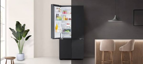 Điều đầu tiên khiến LG LFB61BLGAI nổi bật là thiết kế thông minh và hiện đại
