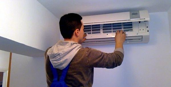 Điều hòa cũng có thể không hoạt động đôi khi do phích cắm lỏng, cầu dao bị ngắt hoặc ổ cắm gặp sự cố