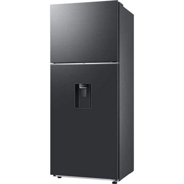 Thiết kế gọn gàng và tinh tế của Samsung RT31CB56248A/SV phù hợp với nhiều không gian bếp
