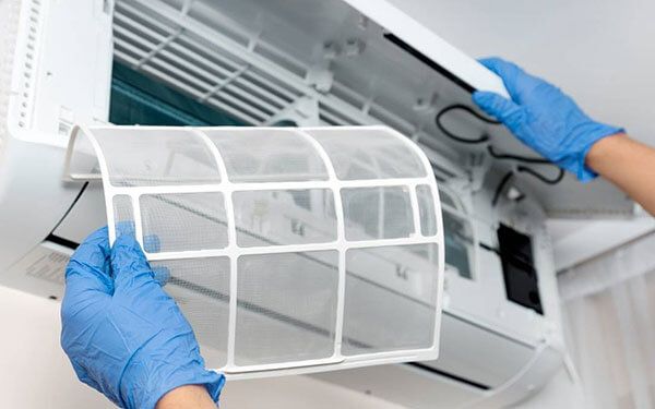 Hóa chất ăn mòn có thể làm hỏng lưới lọc và làm tồi tệ chất lượng không khí.