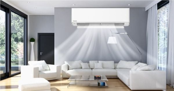 Daikin FTKY25ZVMV có thiết kế tối giản nhưng không kém phần sang trọng, phù hợp với nhiều không gian nội thất.