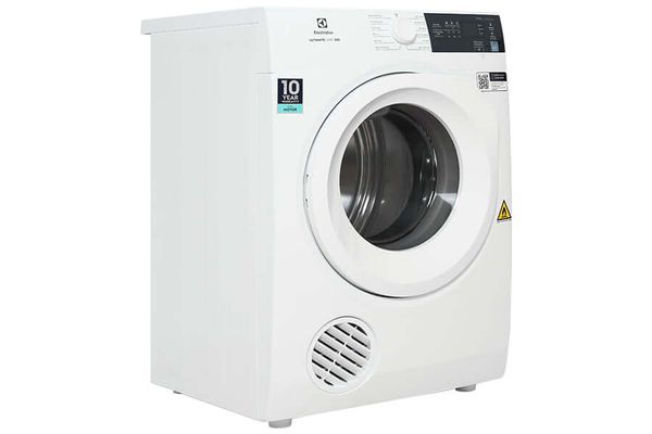 Máy sấy thông hơi hiện đại của Electrolux EDV754H3WB tiết kiệm năng lượng mà vẫn đảm bảo chất lượng quần áo sau mỗi lần sử dụng.