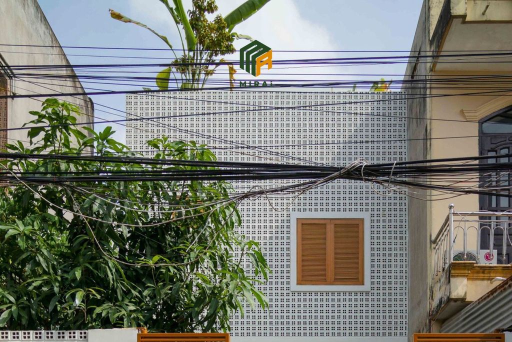 Mayhouse MiraiHome 05
