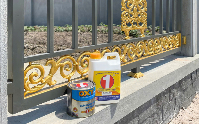 Sơn Cửa Sắt Màu Nhôm Xingfa – Giải Pháp Hoàn Hảo Cho Cửa Sắt Bền Đẹp, Sang Trọng