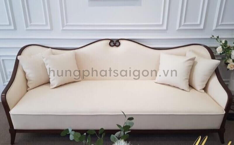 Chất liệu làm loại sofa này cũng rất đa dạng bằng cả gỗ tự nhiên và gỗ công nghiệp