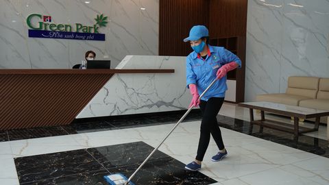 Dịch vụ Vệ sinh Thu gom rác