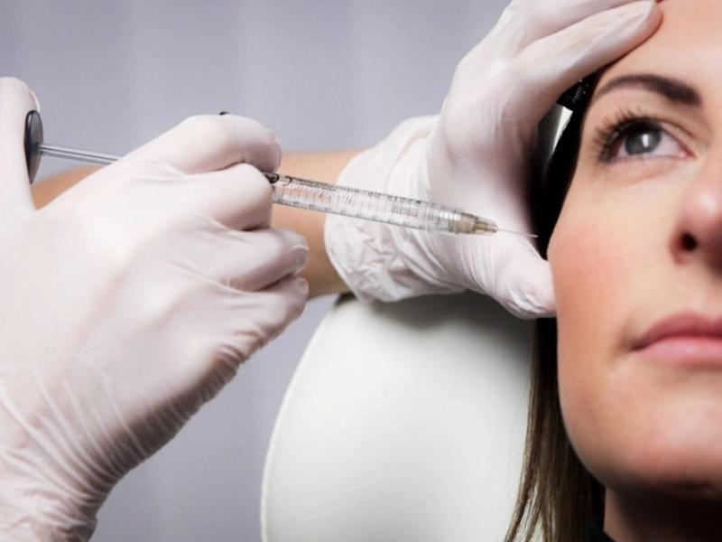 Vì sao tiêm filler bị sưng? Bị sưng lâu không?