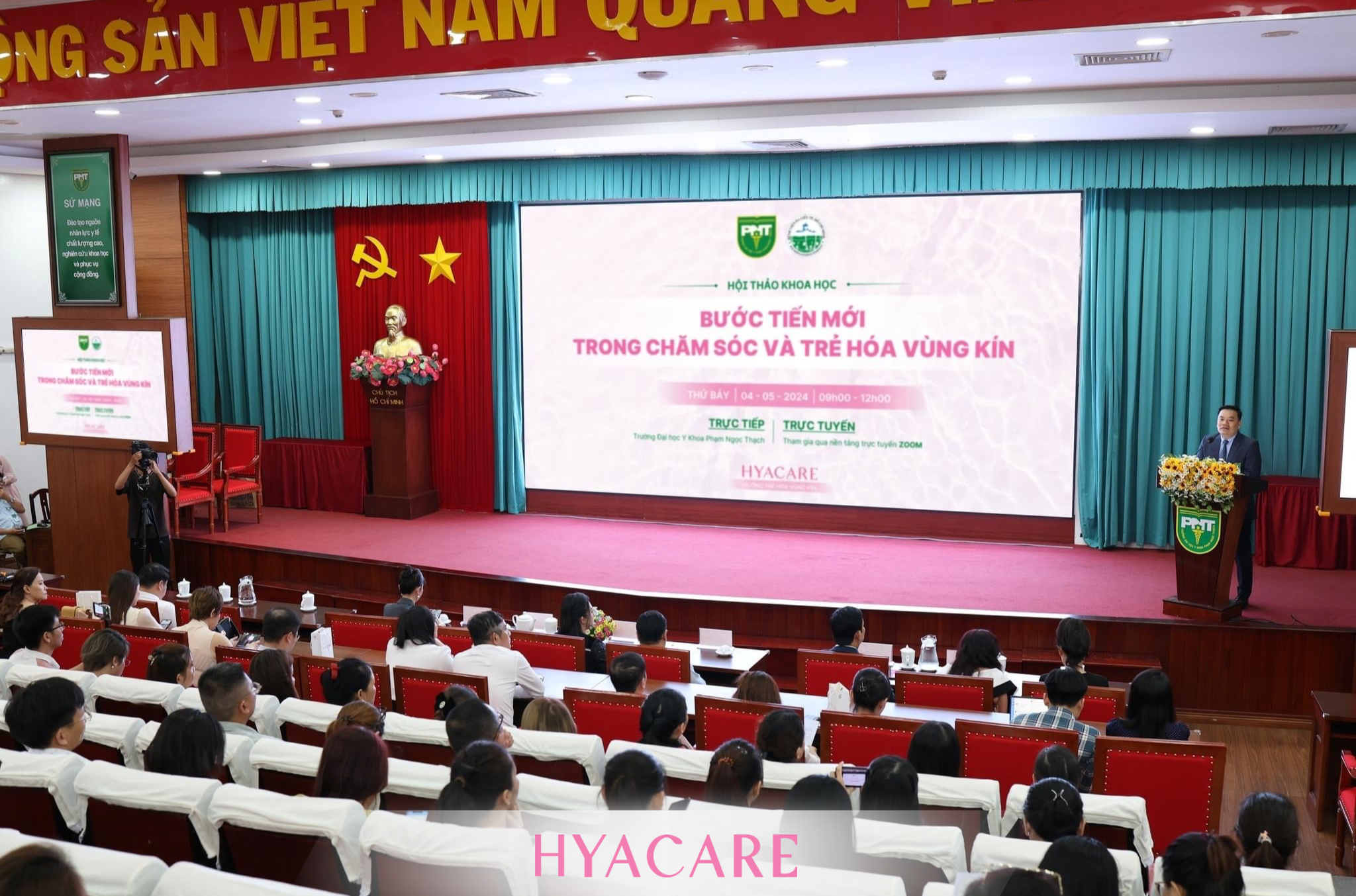 Các bác sĩ có mặt trực tiêp tại buổi hội thảo