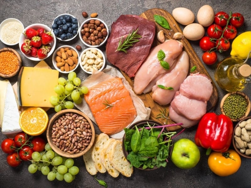 ách 4: Ăn thực phẩm tươi sống, tránh thực phẩm chế biến sâu